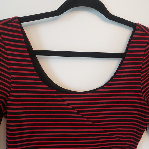 Jack. by BB Dakota Women's Red Black Stripe Bodycon Short Sleeve Dress Small - Picture 3 of 7